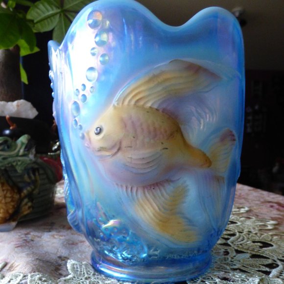 FENTON BLUE OPALESCENT SCALLOPED RIM FISH BOWL VASE PLANTER HANDPAINTED SIGNED - Picture 4 of 14